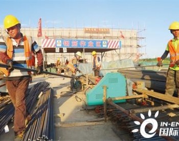 黑龙江省齐齐哈尔液化天然气(LNG)应急储气调峰工厂(一期)项目高温下加紧施工