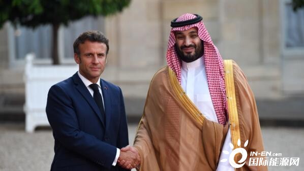 法国总统马克龙会见沙特王储穆罕默德 讨论能源供应等问题
