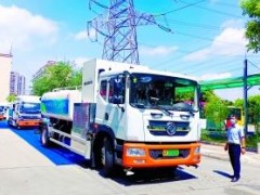 首批24台氢能环卫车在黄埔“上岗”