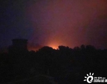乌克兰两座<em>火力发电厂</em>同时遭到攻击，乌克兰半数地区停电！