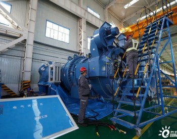 新疆哈密努力打造全国产业链最全的<em>风电装备</em>制造基地