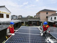 中国快马加鞭推动新能源发展