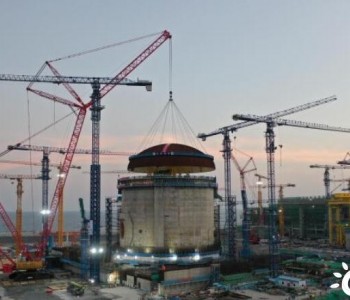 中廣核廣東太平嶺核電2號機組完成穹頂吊裝