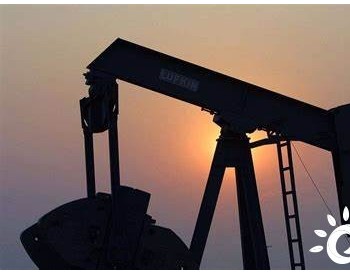 周二美国WTI原油收高2.1% 天然气期货跌逾10%