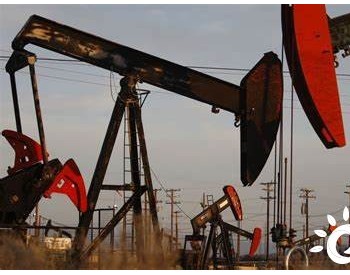 周二美国<em>WTI</em>原油收跌3.1% 天然气期货暴跌近12%
