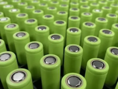 预计2023锂电池全球出货同比增长50%+ <em>两大因素</em>助力