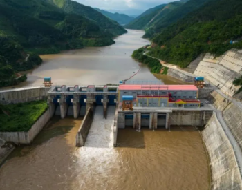 中国电建南欧江流域梯级水电项目，给老挝偏远山区