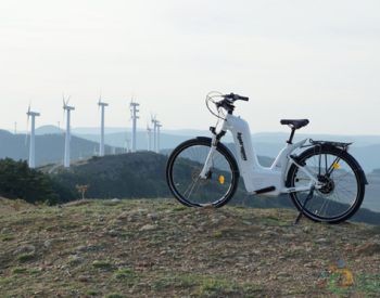 约4.1万<em>人民币</em> 法国一公司推出氢能电动自行车：像是助力车