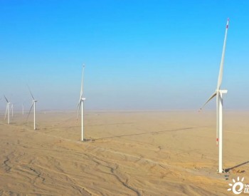 <em>特变电工</em>新疆若羌米兰风区50MW风电项目完成全部风机吊装