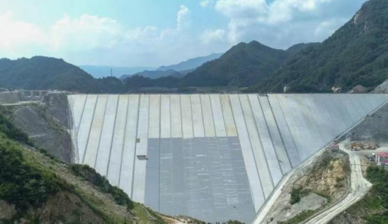 河南天池抽水蓄能电站首台机组投产发电