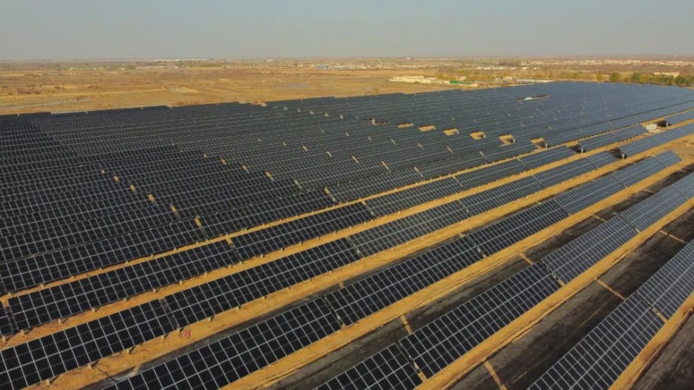 新年献礼！特变电工新能源包头市土默特右旗30万千瓦农光互补项目并网发电