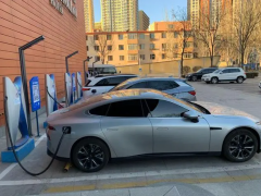 2023年内蒙古将新<em>建新能源汽车</em>充电桩8000个