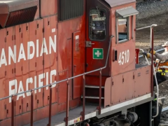 <em>加拿大</em>太平洋铁路公司携手阿尔伯塔省列车制造商，增加氢动力列车部署