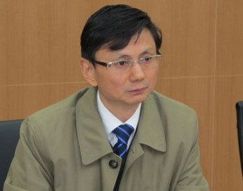 东方电气：董事会秘书龚丹退休离任