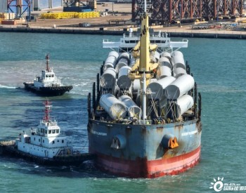 山东港口烟台港助力76件大型风电设备成功“出海”