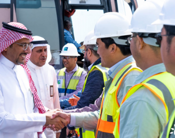 沙特工业与矿产部长一行莅临国王港项目视察