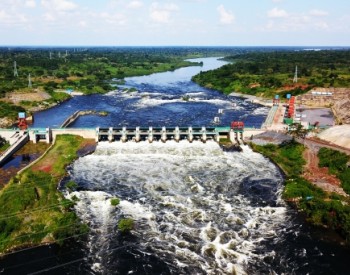 乌干达最大水电站首台机组并网发电