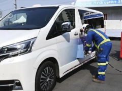 日本车企组团在泰国举行氢燃料电池车试驾会