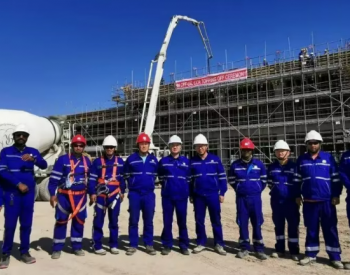 中铁国际集团伊拉克<em>巴士拉</em>九区中央原油处理项目最大单体建筑封顶