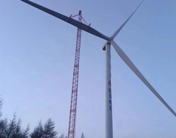 6.25MW<em>风力发电机</em>组成功吊装