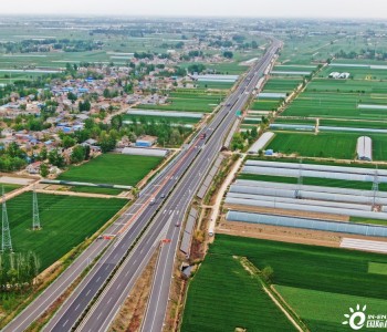 中国能建<em>投建营一体化</em>的全国首个交通能源融合示范项目首批并网发电