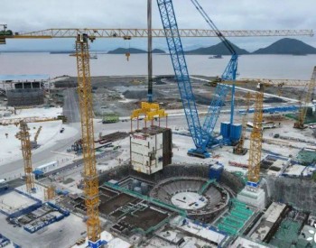 三门核电4号机组核岛首个大型模块吊装就位
