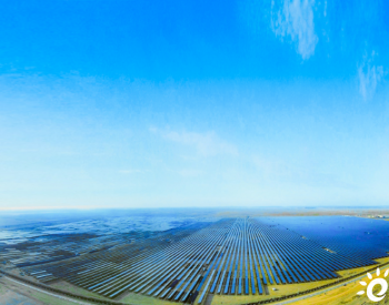 中国能建广东火电总承包建设的沙特拉比格300兆瓦光伏电站项目并网成功