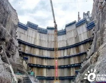 世界级高坝——<em>双江口</em>水电站大坝已筑至百米新高度