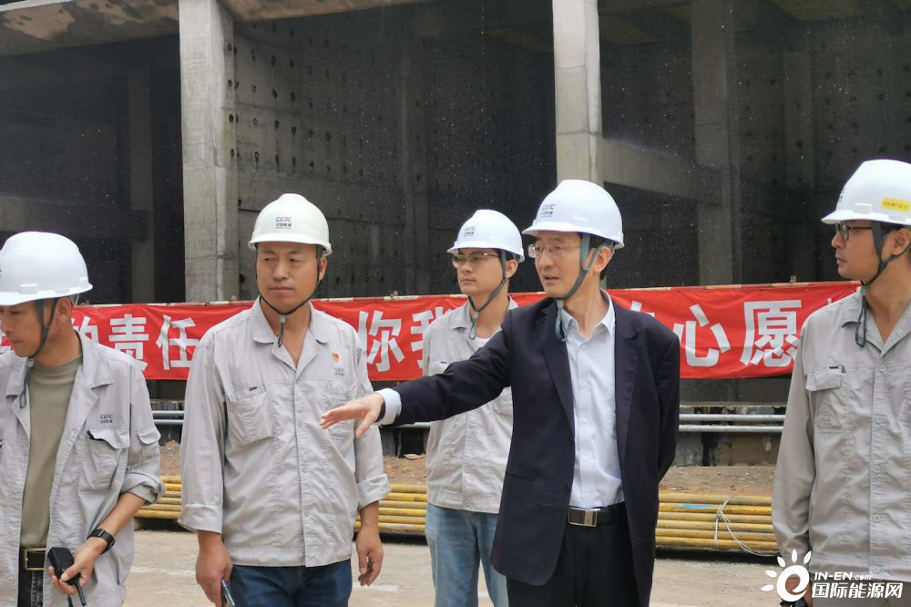 中能建建筑集團(tuán)汪公河出席豐達(dá)9F燃項(xiàng)目“雙投”動(dòng)員會(huì)