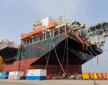 全球首艘M350型浮式生产<em>储卸油船</em>在辽宁大连开启首航