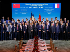 中国新名片！动力及储能电池企业随李强总理出访欧洲！