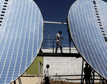 <em>印度可再生能源</em>的发展如何改变其制造业格局
