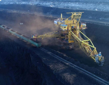 俄罗斯减少对印度和中国的煤<em>炭出口</em>