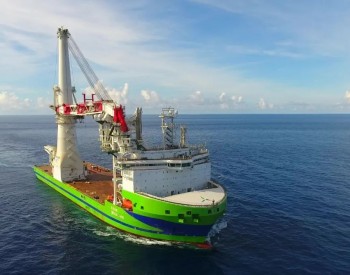行情爆涨2.5倍！这艘亚洲最大、全球第二的<em>海上风电安装</em>船日租超43万美金！