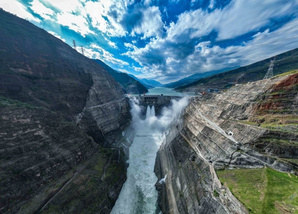 1208万千瓦白鹤滩水电站创历史新高