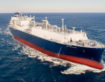 LNG船和集装箱船“看涨”！油轮和散货船“<em>看跌</em>”