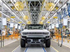 美国为车企和供应商提供120亿美元改造工厂