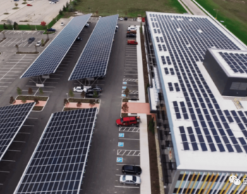 探秘Heliene太阳能新工厂：制造未来的能源奇迹！