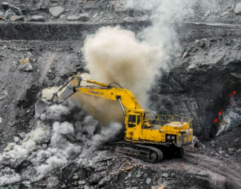 8月份我国<em>生产原煤</em>3.8亿吨同比增长2.0%，火电同比下降2.2%