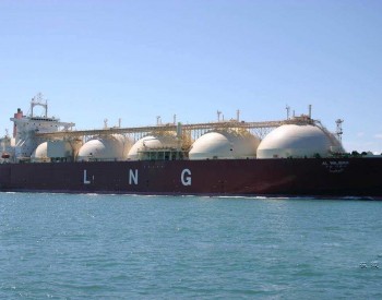 ​中国<em>LNG运输</em>船驶出“新航速”