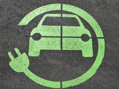 中汽协：我国9月新能源汽车销量90.4万辆，同比增