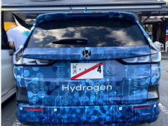 <em>本田</em>氢燃料电池SUV CR-V现身日本公路
