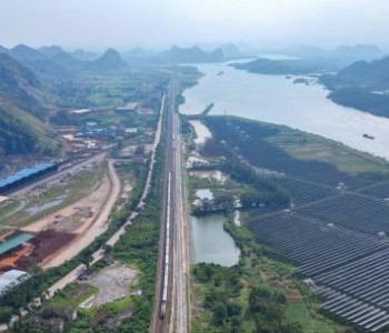 中国最大在建火电项目<em>铁路专用线</em>正式开通