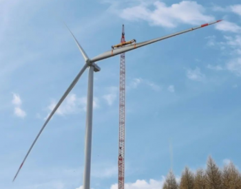 龙源电力国产BIM风电项目首台<em>风机吊装</em>完成