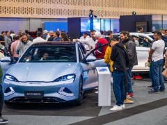 比亚迪全系<em>新能源车</em>型热销哥伦比亚2023年汽车博览会
