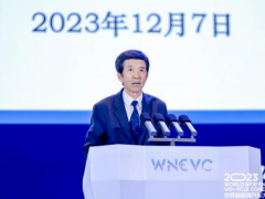 丰田汽车董长征：中国目前在营加氢站260多座, 其中70兆帕仅24座, 基本上都没有开展正常商业运营