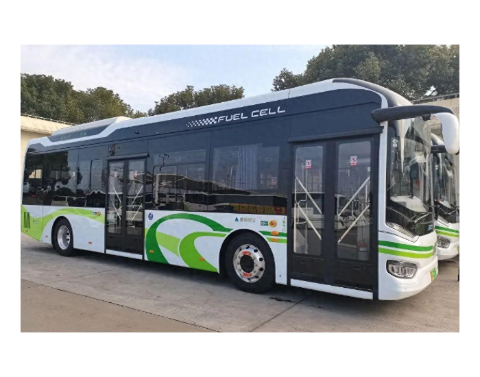 配套捷氢科技！金山巴士第二批10辆氢能源<em>公交车</em>投运