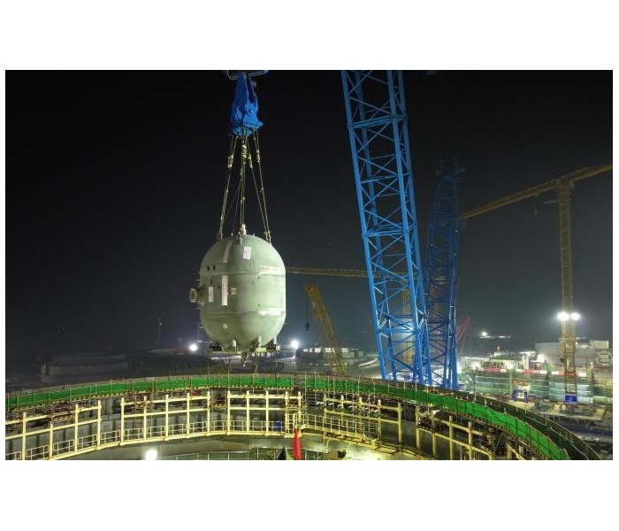 浙江三门核电3号机组核岛首台堆芯补水箱顺利就位