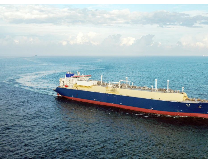 中远海运能源LNG运输船“峨眉轮”完成首航