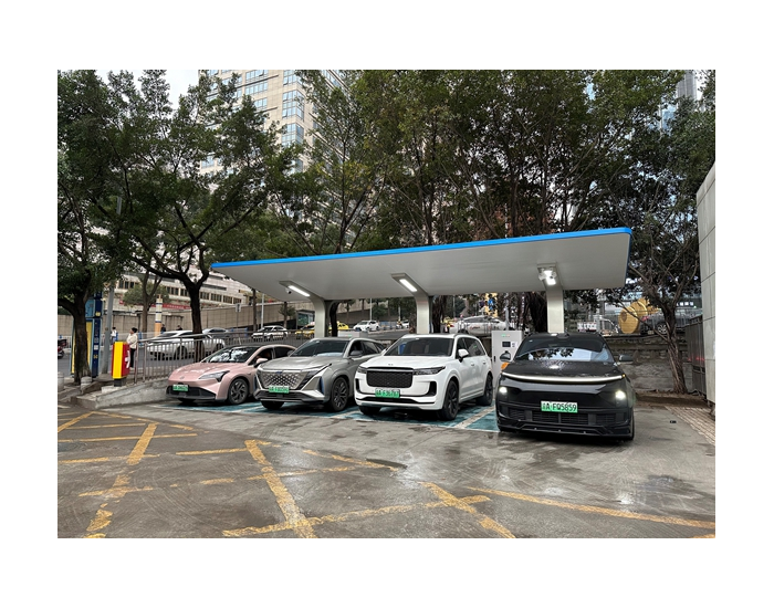 中国石油重庆销售公司首座自建自营充电站充电量破万